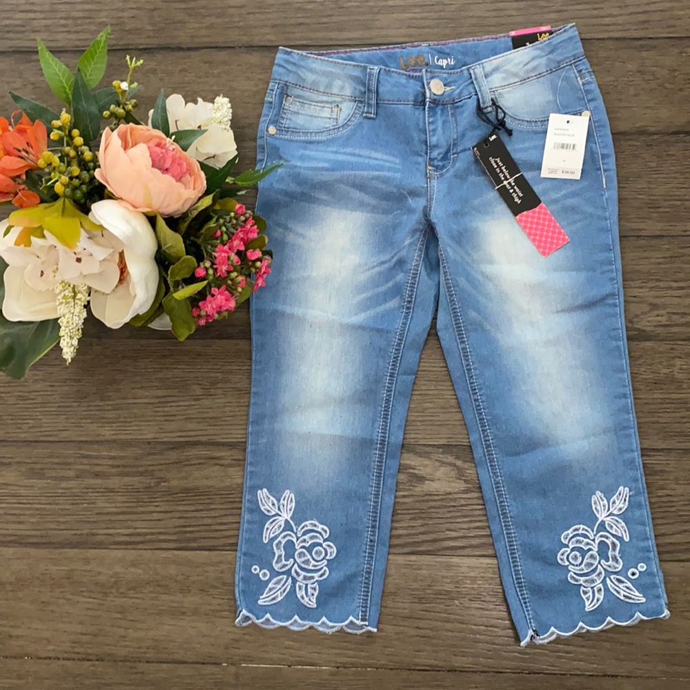 Girls Lee Capri pants NWT